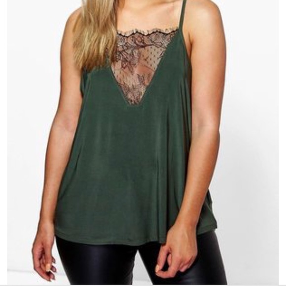 Boohoo Tops - Boohoo Green Lace Cami sz L
